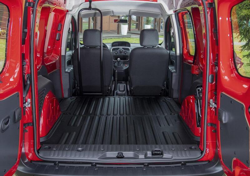 Nissan NV250 (2019-22) (16)