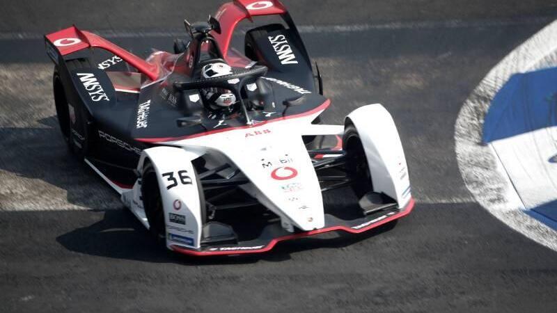 Formula E, ePrix del Messico: Andr&eacute; Lotterer (Porsche) in pole