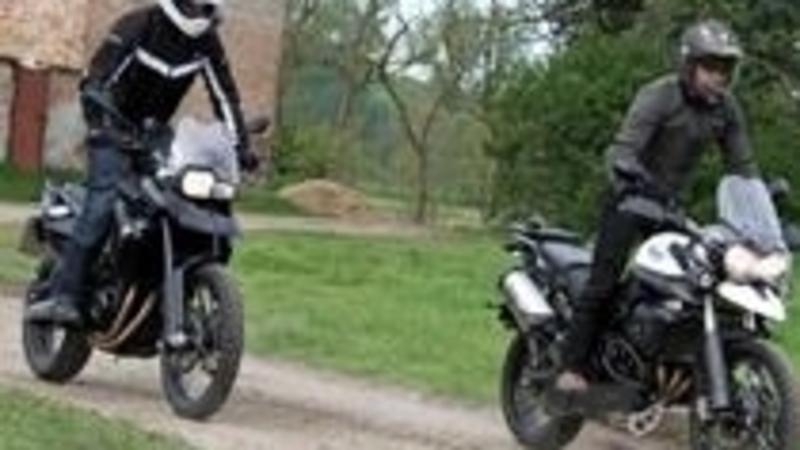 BMW F 800 GS versus Triumph Tiger 800 XC 