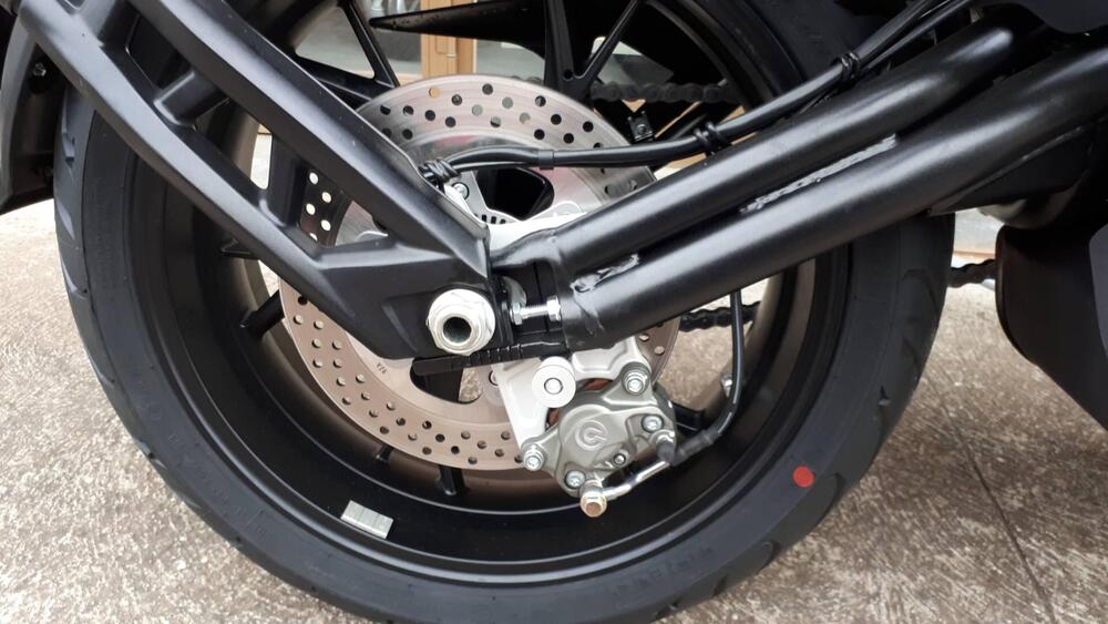 Benelli 752 S (2022 - 25) (10)