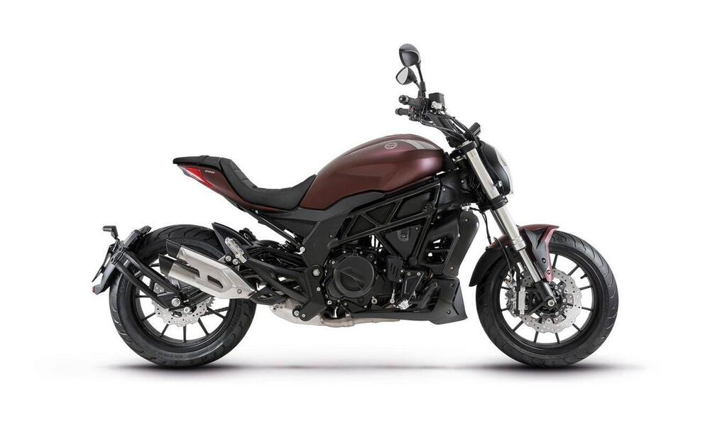 Benelli 502 C (2021 - 25)