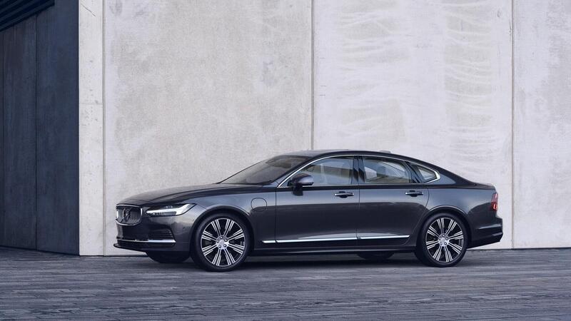 Volvo S90 e V90 2020: restyling e motori mild-hybrid