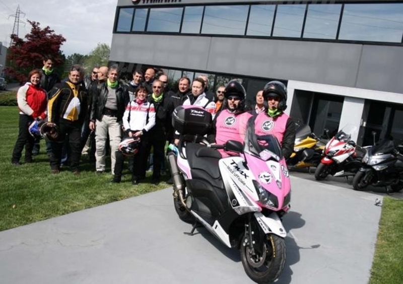 Yamaha TMax 530 Giro d&#039;Italia: la prima tappa prende il via