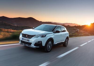 Peugeot 3008 ibrida 2020, autonomia 59 km e 4x4 grazie ad HYBRID4 [Video]