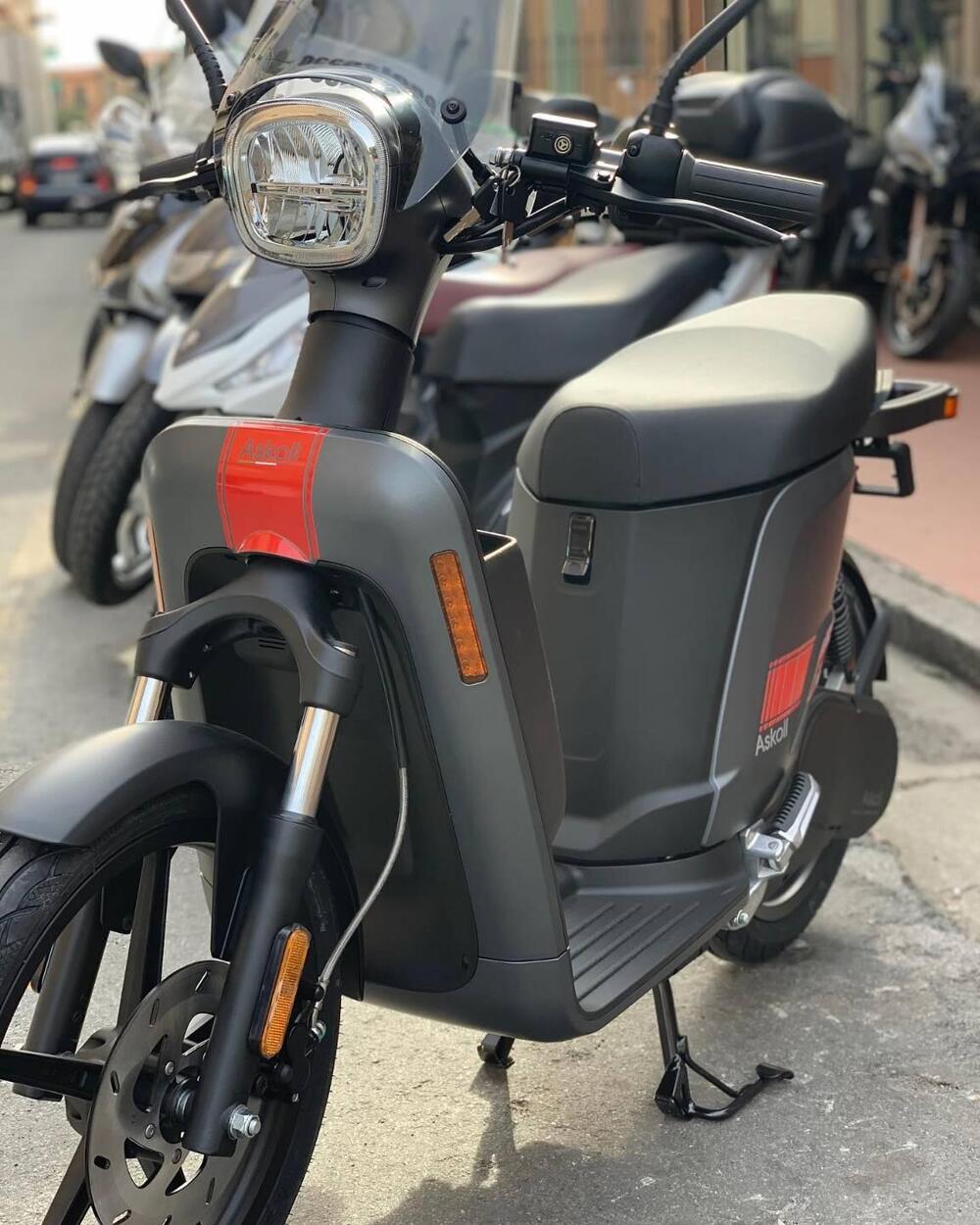 Askoll eS3 Evo 2.8 (2019 - 25)