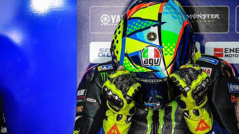 MotoGP, test in Qatar - Valentino Rossi: "Messi meglio del 2019"