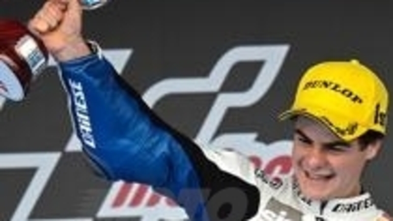 Romano Fenati premiato nella sua Ascoli Piceno