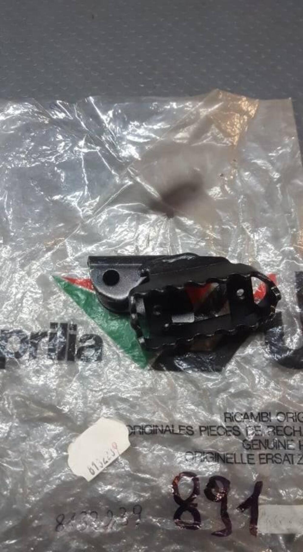 PEDANA PILOTA SX ZINCATA NERA ET 50 TUAREG 50 1986 Aprilia