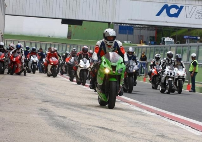 Si &egrave; svolto a Vallelunga con Lucchinelli e Poggiali il Michelin Power Days 2012