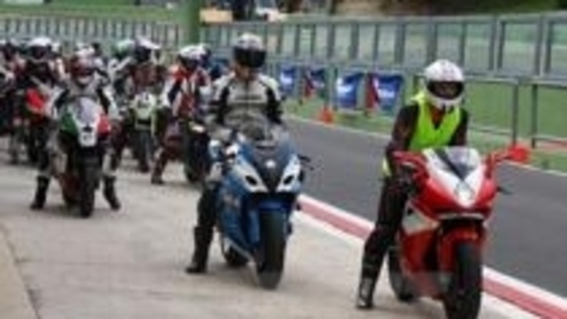 Si &egrave; svolto a Vallelunga con Lucchinelli e Poggiali il Michelin Power Days 2012