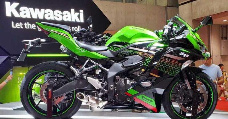 Kawasaki Ninja ZX-25R, svelato anche il 4 cilindri da 17.000 giri