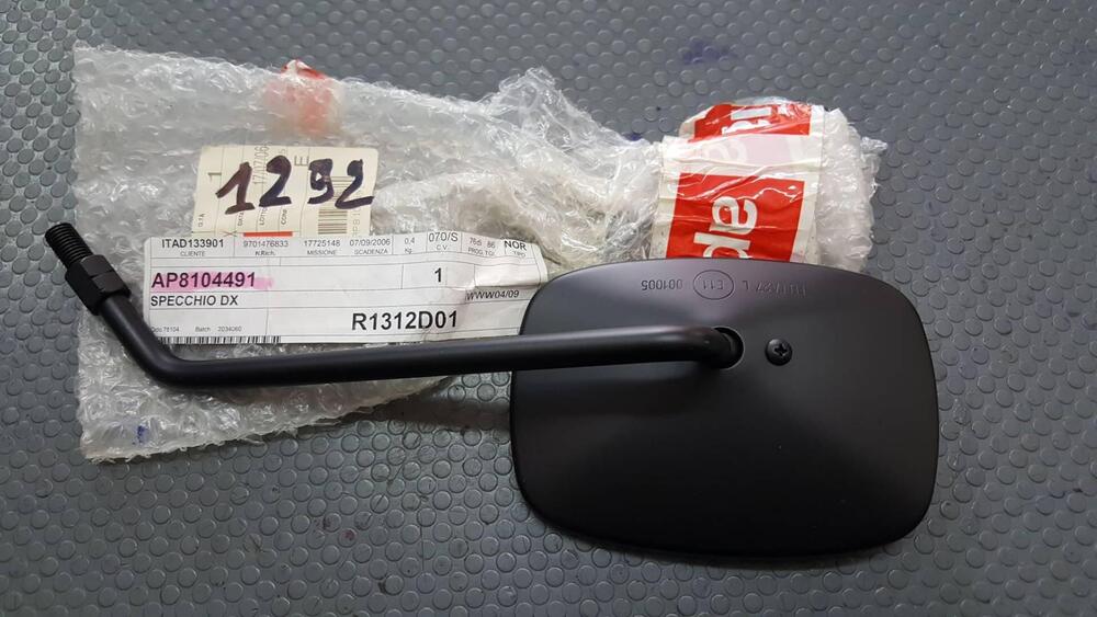 SPECCHIO DX SCARABEO 125 Aprilia