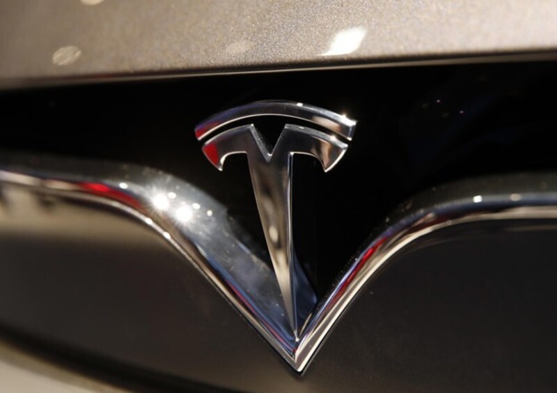 Tesla e Apple nel mirino della NTSB per un incidente stradale