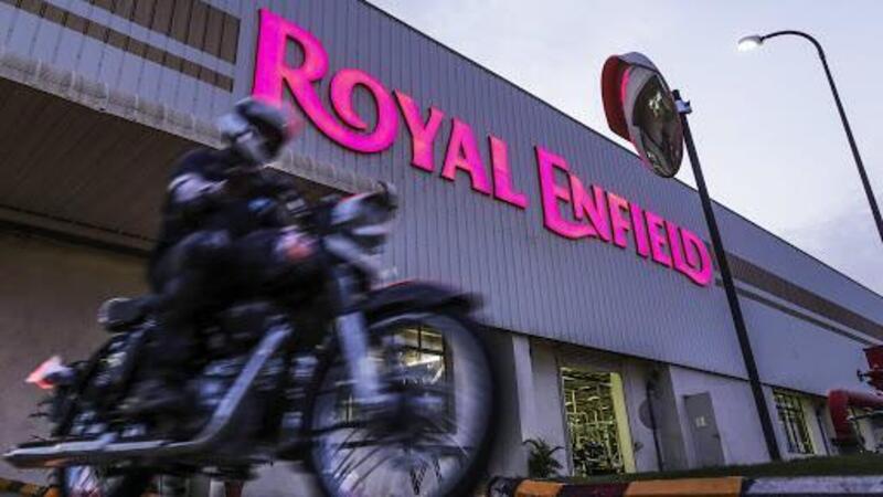 Royal Enfield cresce tanto nel mondo ma perde in casa. E ci sono due nomi nuovi