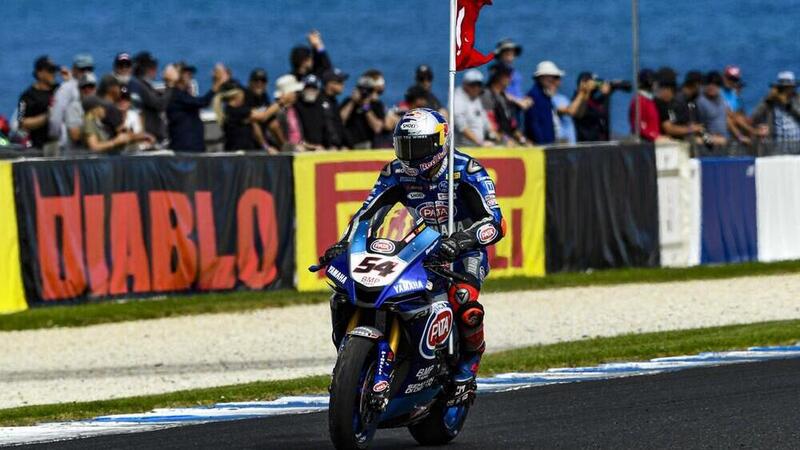 SBK 2020, Toprak Razgatlioglu vince un&#039;entusiasmante gara1 a Phillip Island 