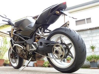 MV Agusta Brutale 750 S (2002 - 06) usata