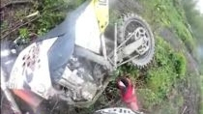 Moto.it - Trofeo Enduro KTM 2012 - Firenzuola Special Test ( CRASH ) 