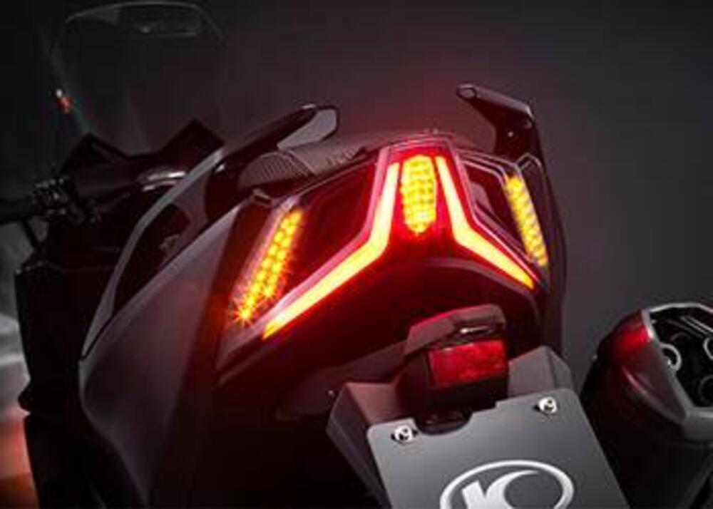 Kymco AK 550 ETS (2021 - 25) (4)