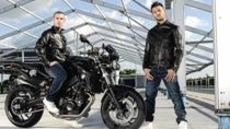 Melandri e Fabrizio presentano a Monza la BMW F 800 R in livrea all black