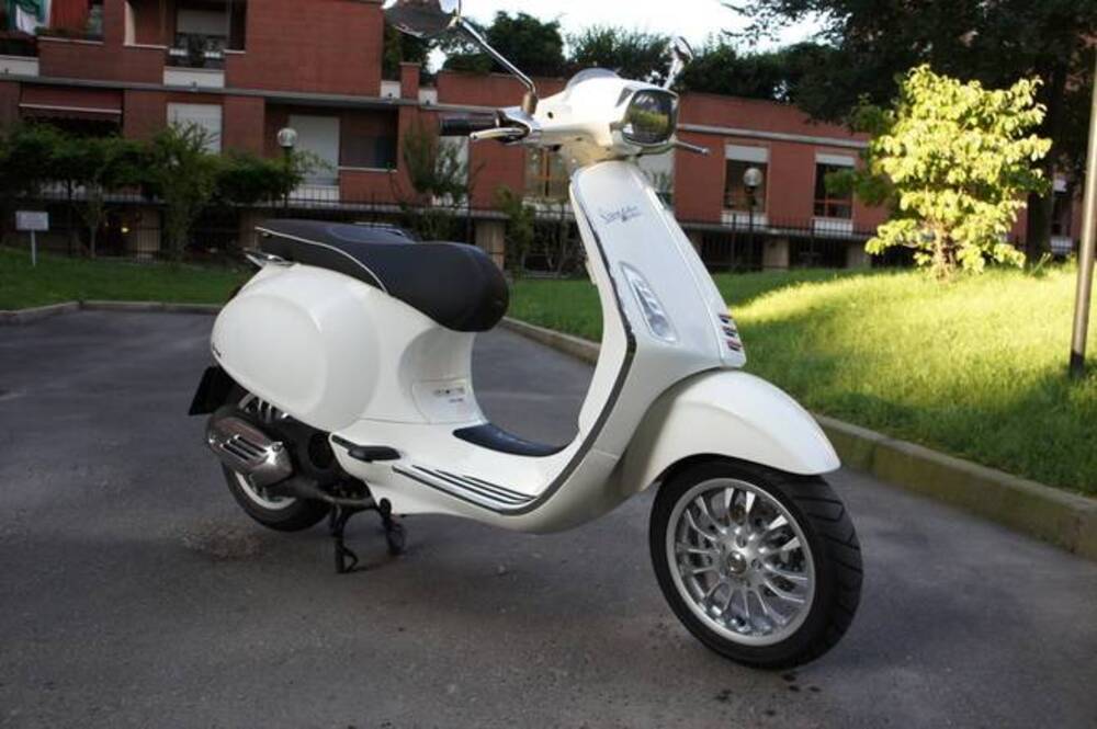 Vespa Sprint 50 2T (2014 - 17) (3)
