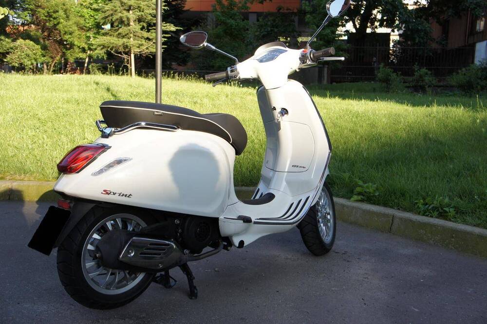 Vespa Sprint 50 2T (2014 - 17) (4)