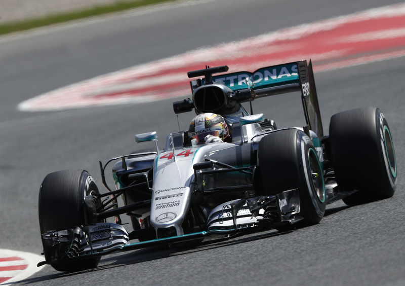 F1, Gp Spagna 2016: pole per Hamilton