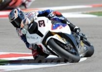 Superbike. Melandri vince Gara 1 a Donington