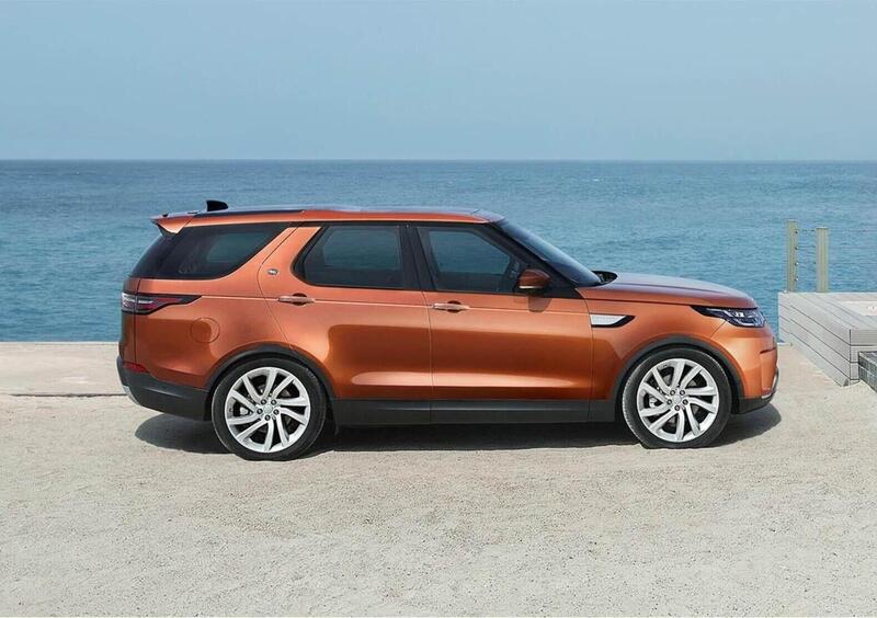 Land Rover Discovery (2016-->>) (33)