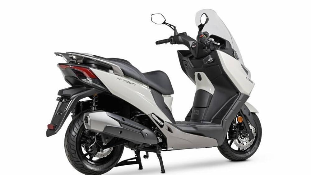Kymco X-Town 300i ABS (2016 - 20) (2)