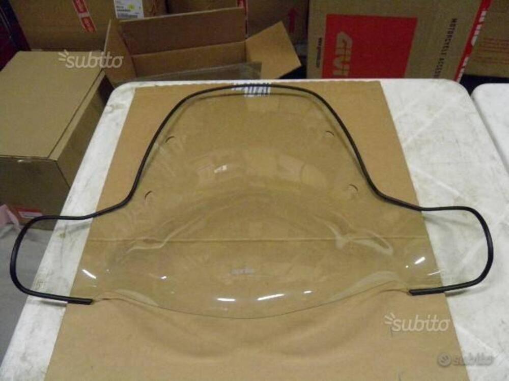 PARABREZZA ORIGINALE APRILIA COMPLETO DI ATTACCHI