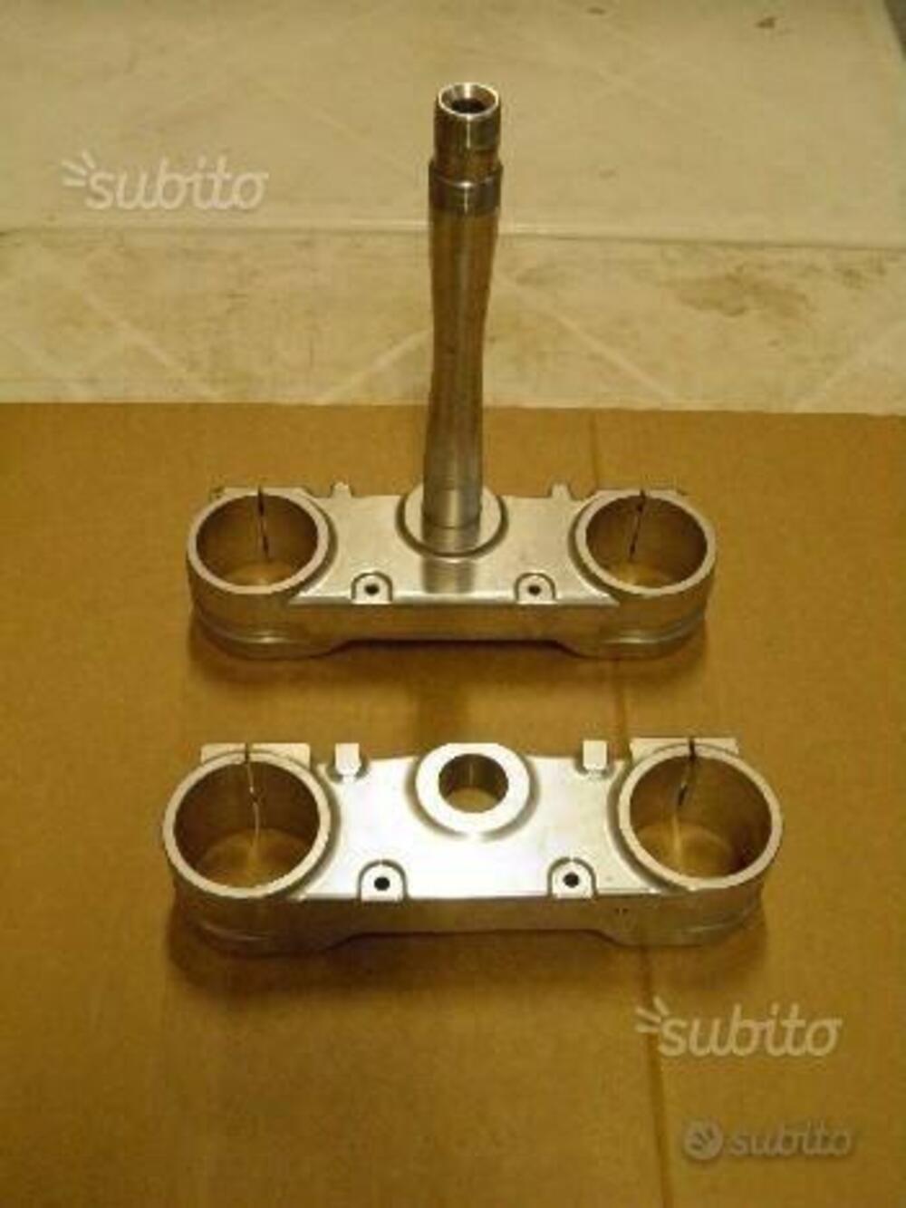 COPPIA PIASTRE FORCELLA PER APRILIA SXV/RXV 450/55