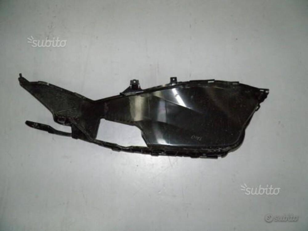 PEDANA SINISTRA USATA PER HONDA PCX 125 2016 (3)