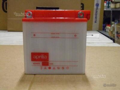 BATTERIA 9 AH ORIGINALE APRILIA COD. AP8224676