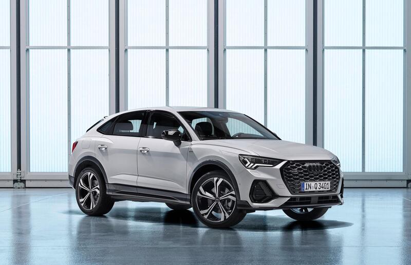 Audi Q3 Sportback 40 2.0 tdi Identity Black quattro 193cv s-tronic