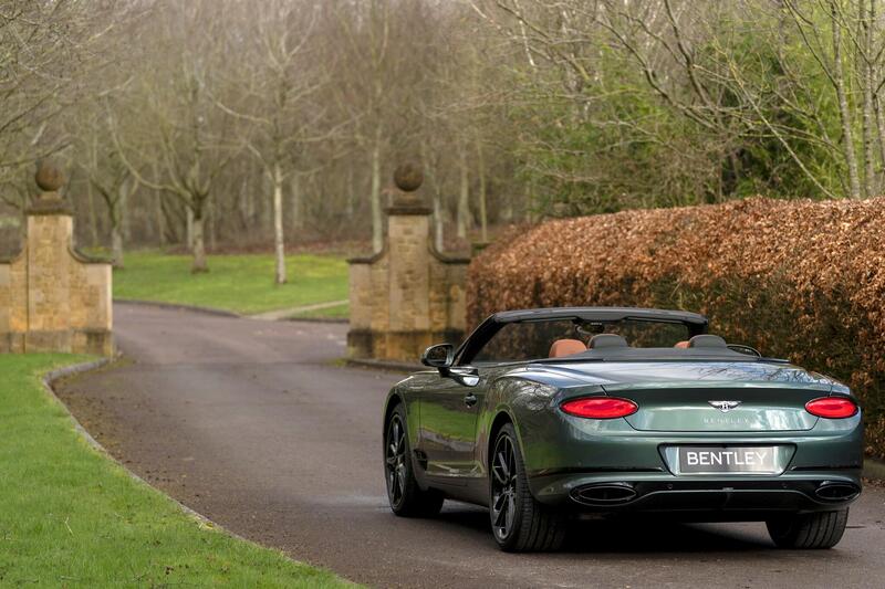 La Bentley Continental GT Convertible Equestrian Edition