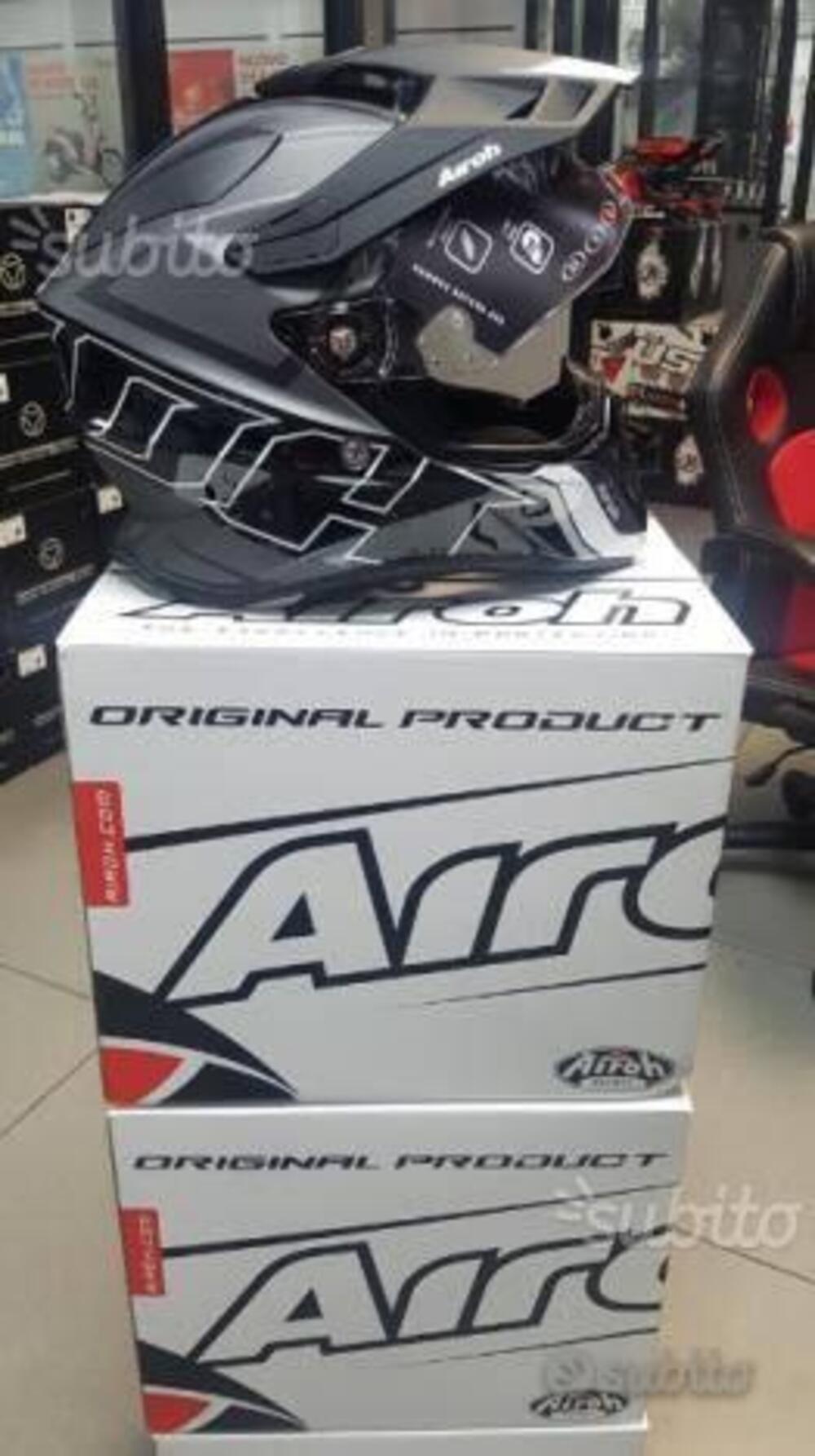 AIROH ON-OFF MOD. COMMANDER (4)