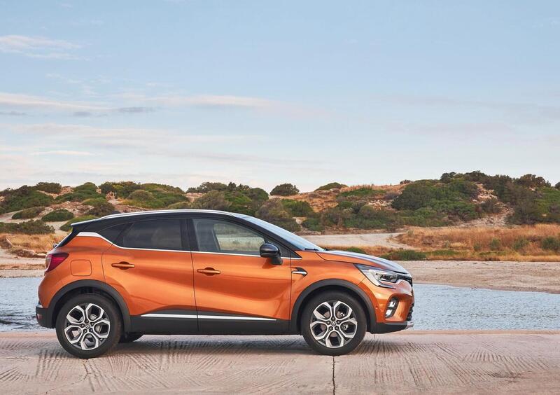 Renault Captur (2019-->>) (36)