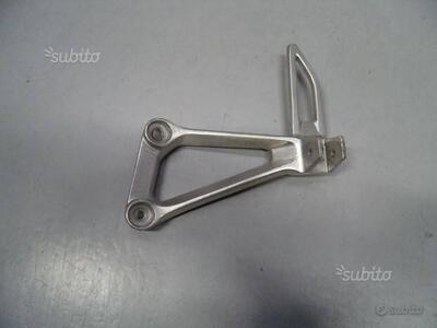 SUPPORTO POGGIAPIEDI POST. USATA HONDA CB 500 F