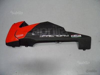 FIANCATA INFERIORE SX. USATA PER APRILIA RSV 4