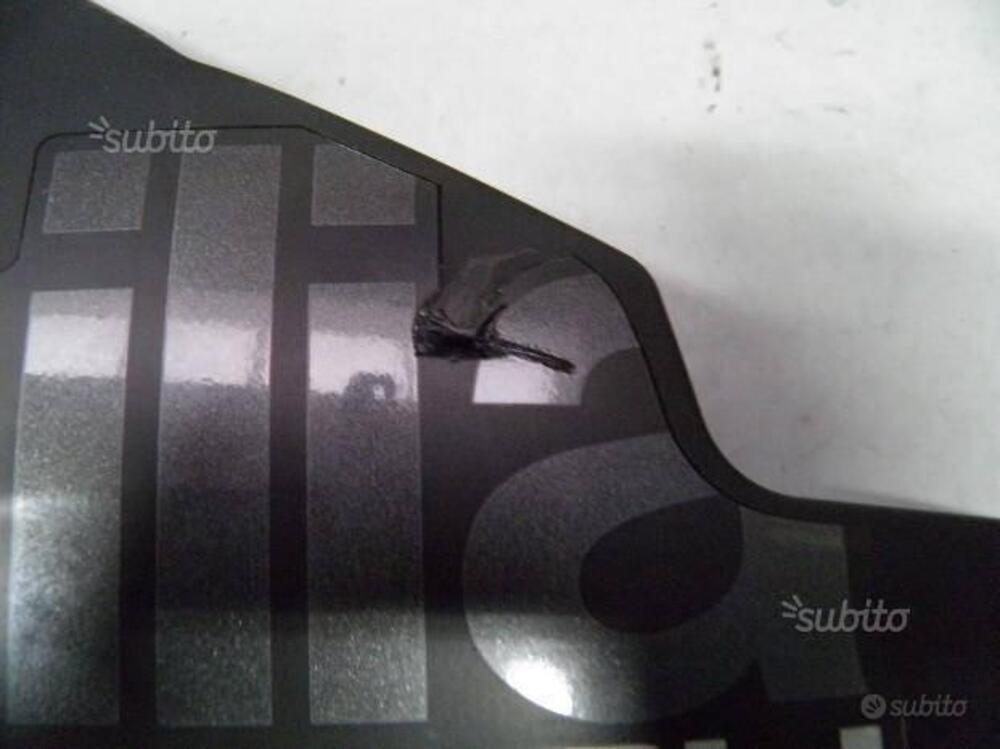 FIANCATA INFERIORE SX. USATA PER APRILIA RSV 4 (3)