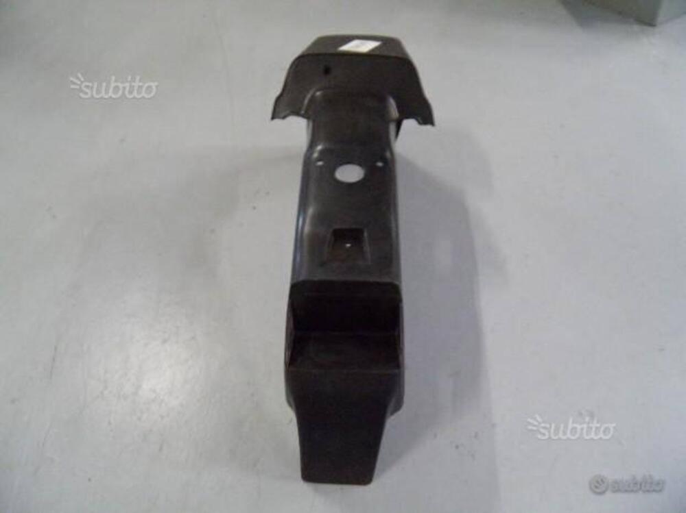 PARAFANGO POSTERIORE PER APRILIA. CODICE AP8230288 (3)