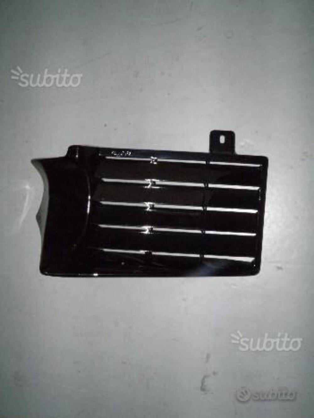 RETE CONVOGLIATORE Dx APRILIA. CODICE AP8230107