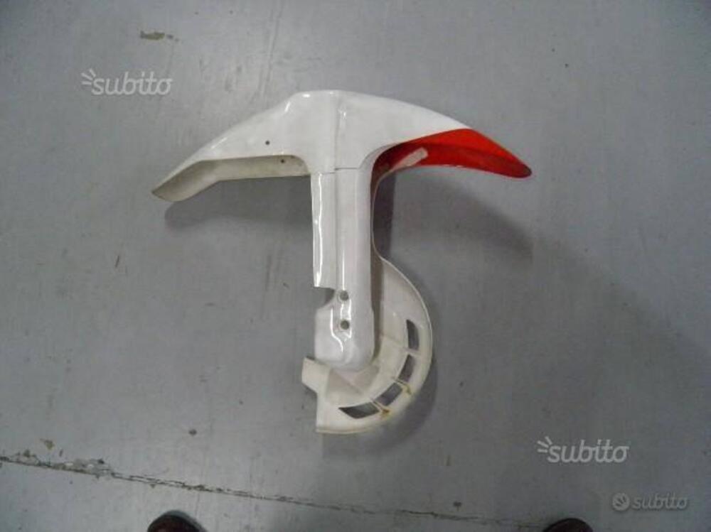 PARAFANGO ANT. APRILIA TUAREG 350 E 600 AP8130549 (2)