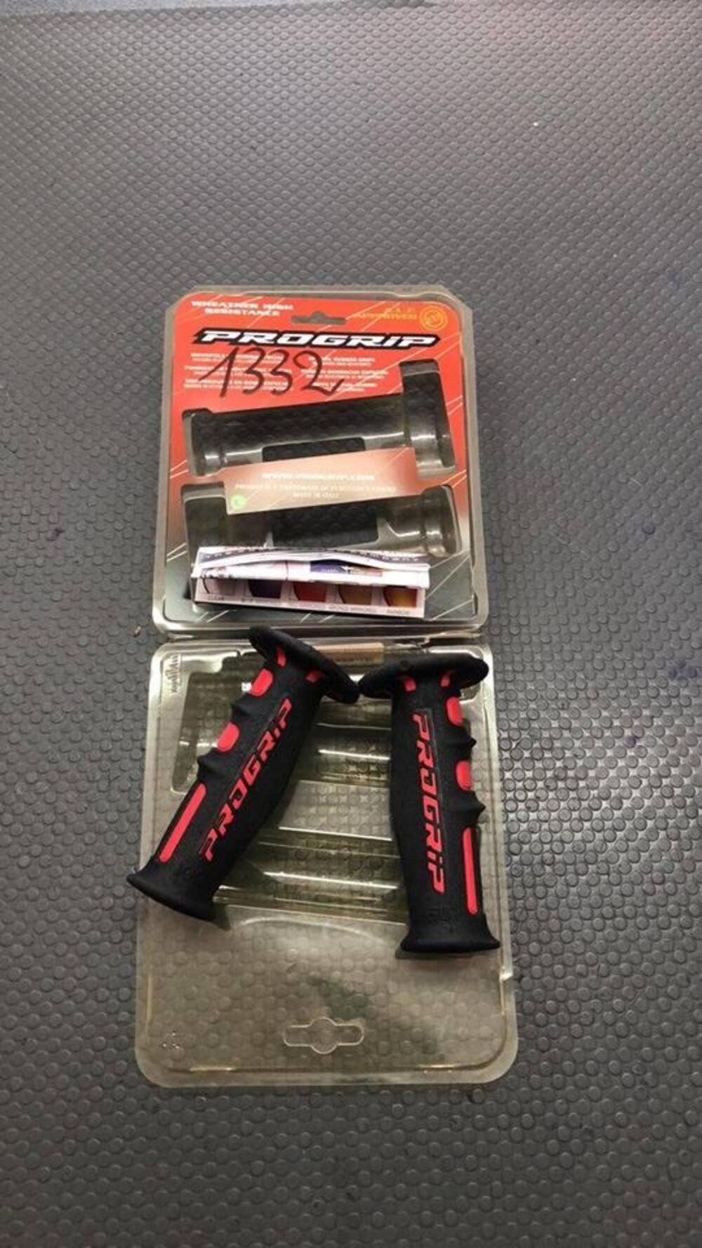 MANOPOLE IN GOMMA SCOOTER RED/BLACK PROGRIP Big Star