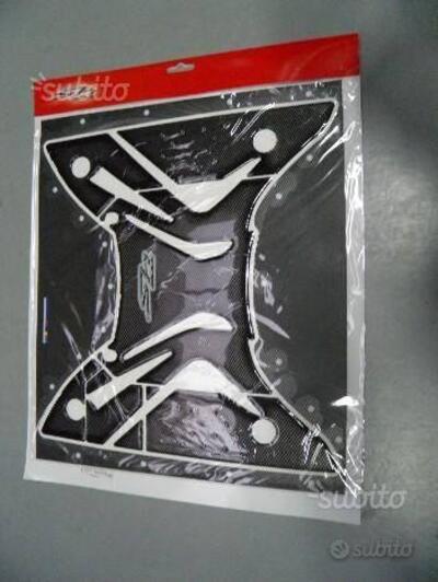 KIT PROTEZIONI PEDANE PER HONDA SH 300 2017.