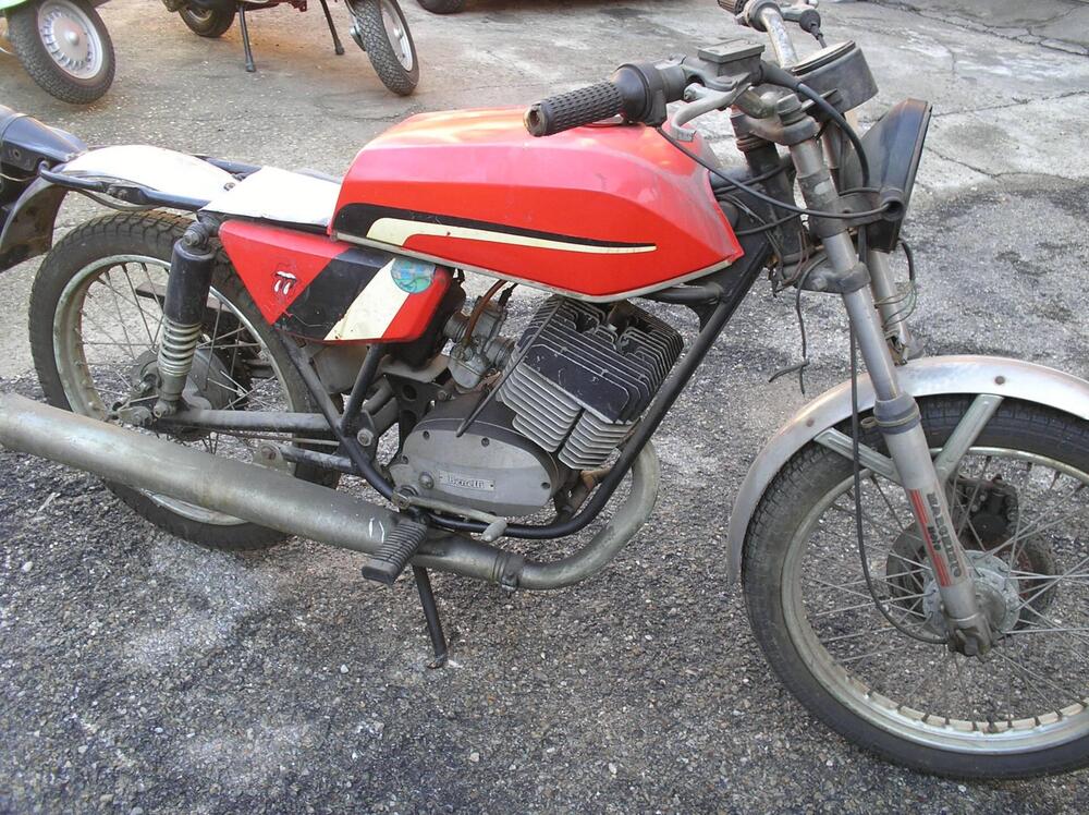Benelli 125 turismo (3)