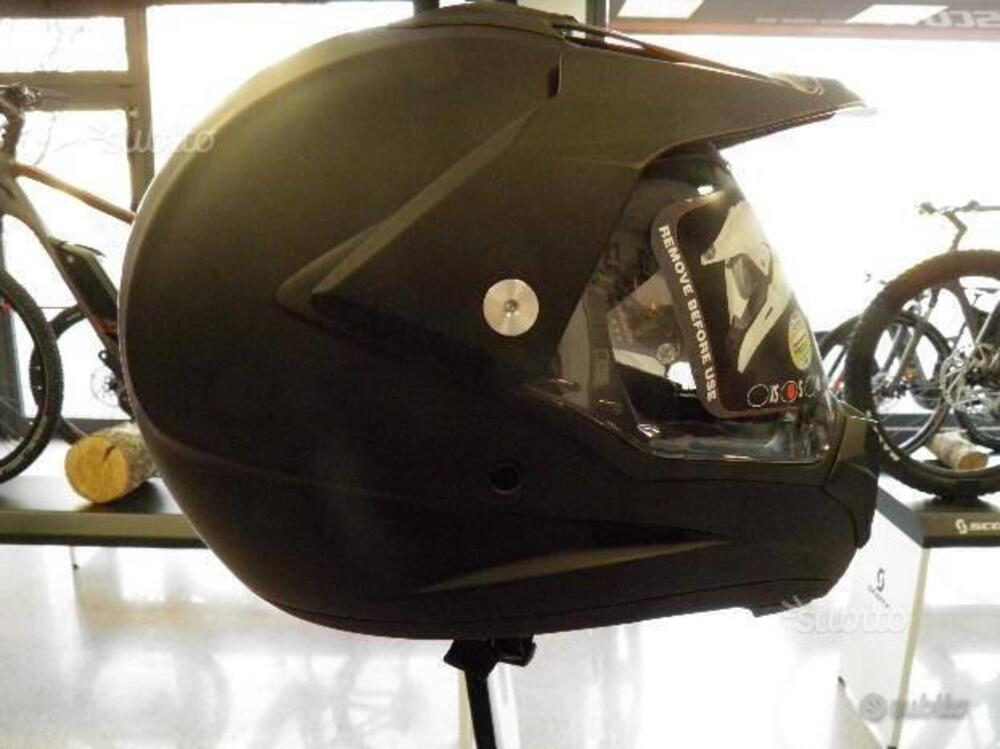CASCO AIROH MODELLO OFF ROAD S5 COLOR. (5)