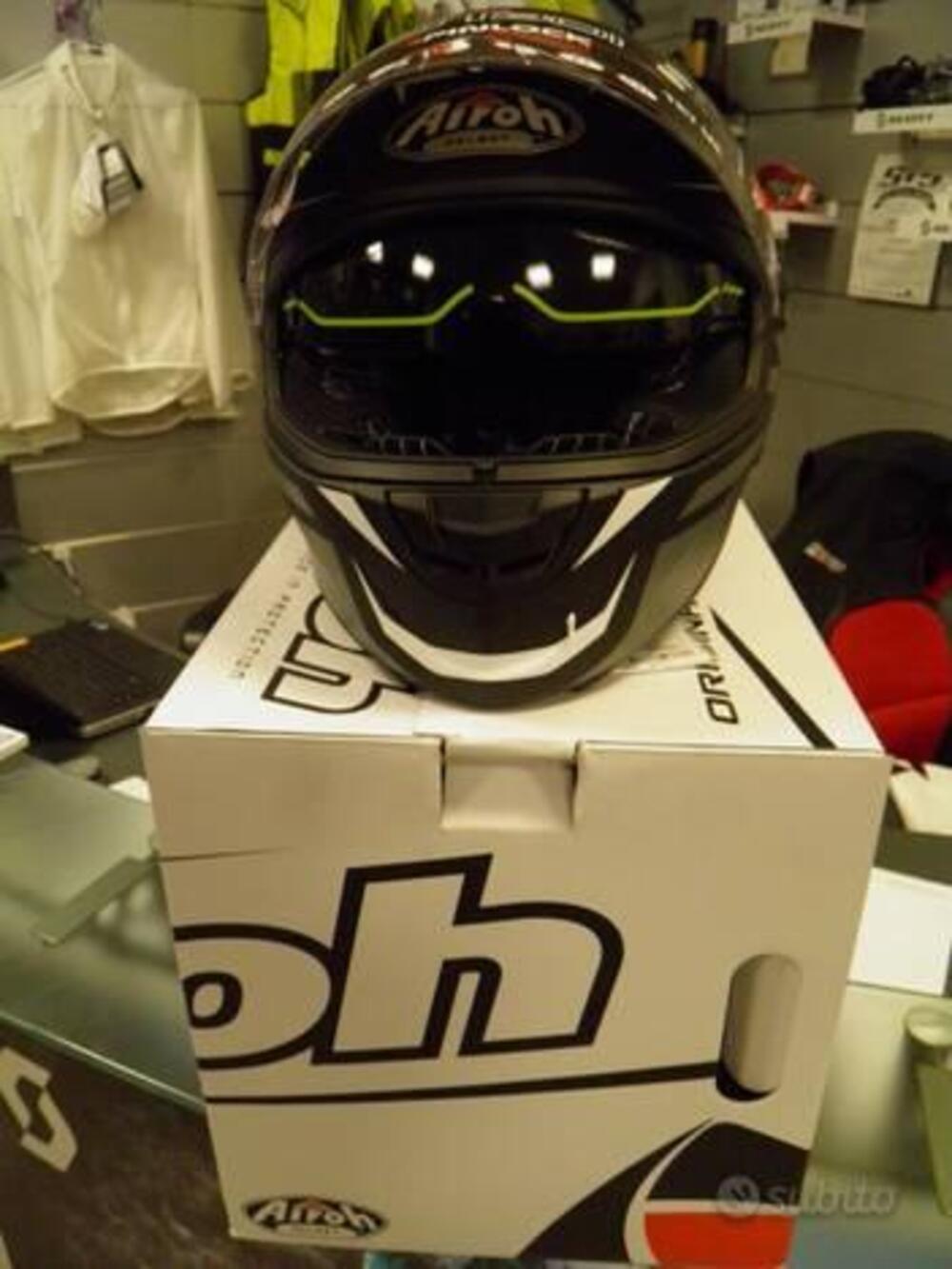CASCO INTEGRALE AIROH ST 301 . SOLO TAGLIA M NERO (3)