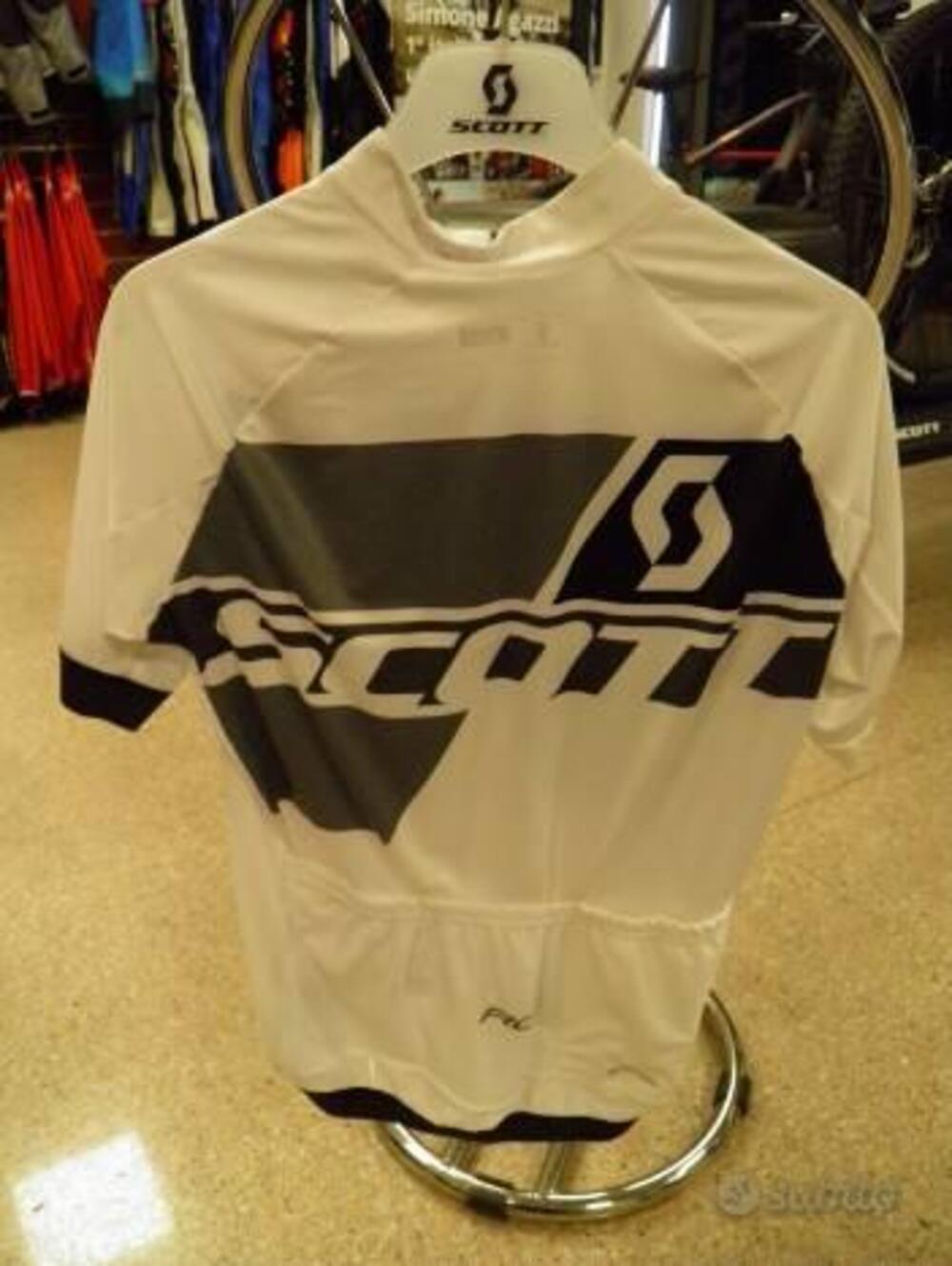 MAGLIA SCOTT RC PREMIUM MANICA CORTA CODICE 250244 (2)
