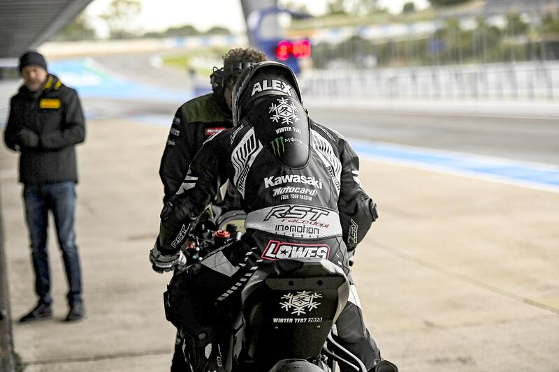 Alex Lowes durante i test di Jerez